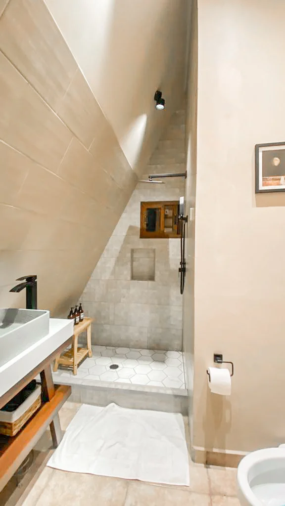 8cec0f24 3a9d 4356 be27 f8c8017d6a83